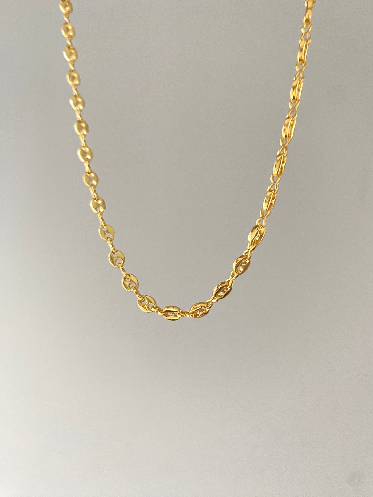 18k Gold Small Puffed Coffee Bean Chain Necklace