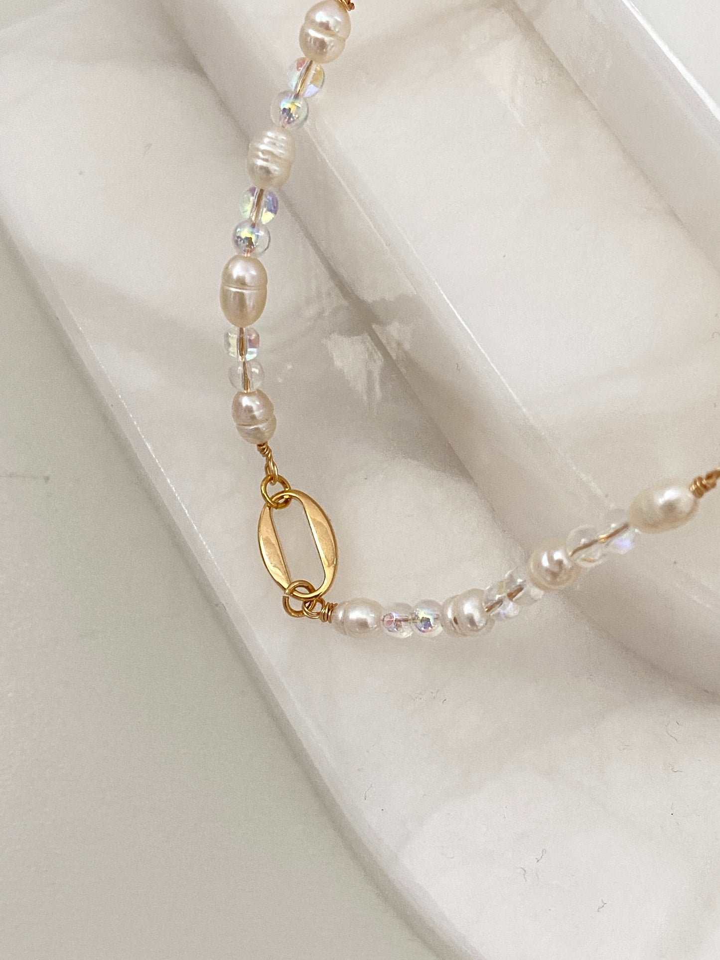 Pearl & Glass Bead Oval Ring Link Chain Necklace