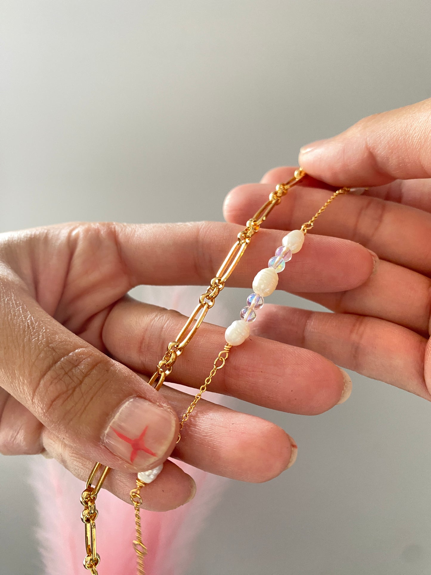 Link chain & Pearl & glass bead bracelet stack