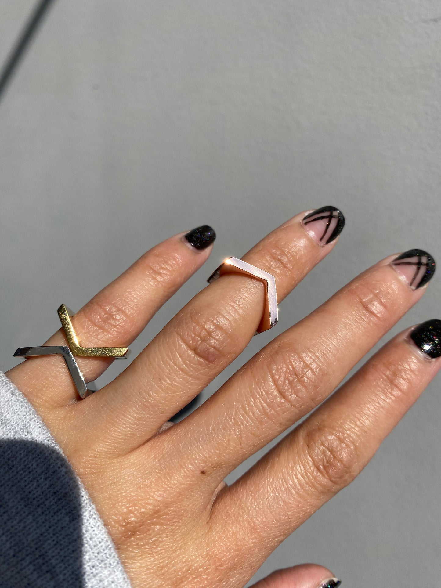 Arrow Knuckle Ring - Gold