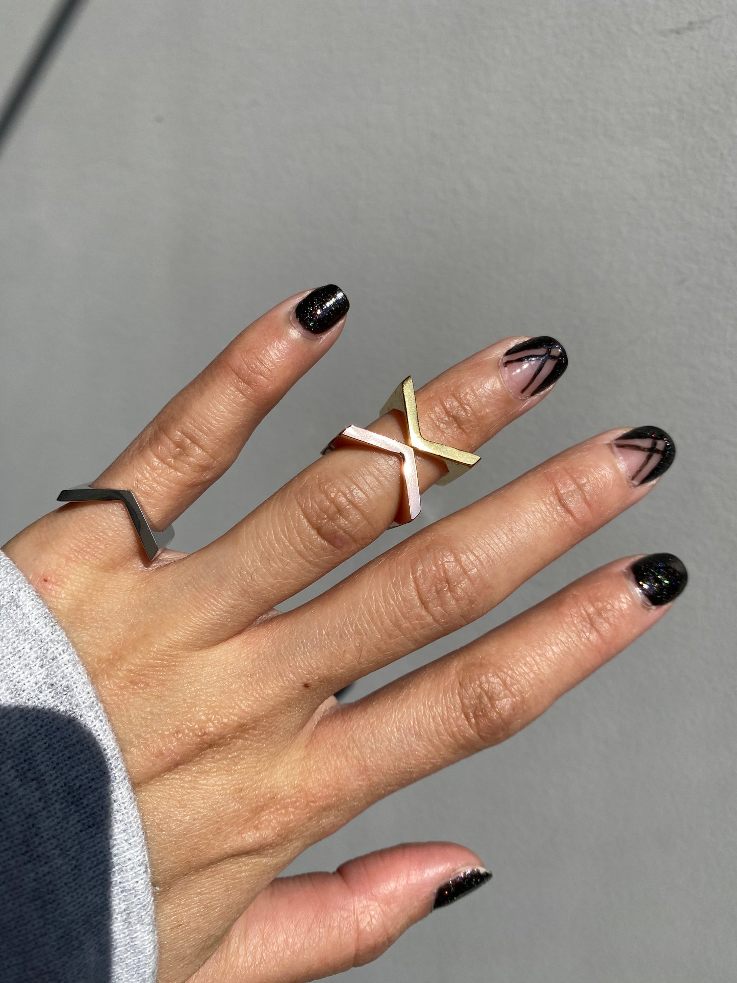 Arrow Knuckle Ring - Gold