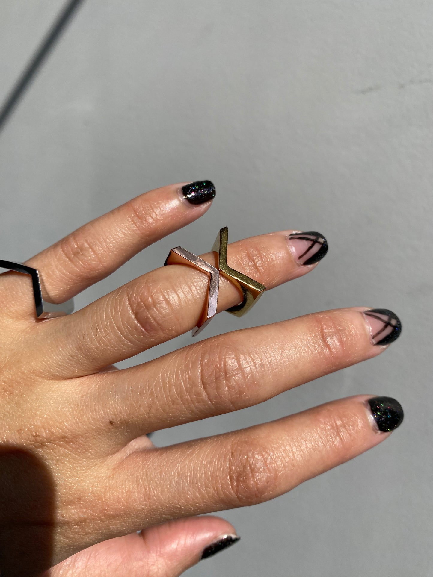 Arrow Knuckle Ring - Rose Gold