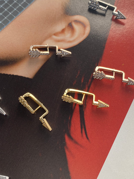 Arrow earring clip