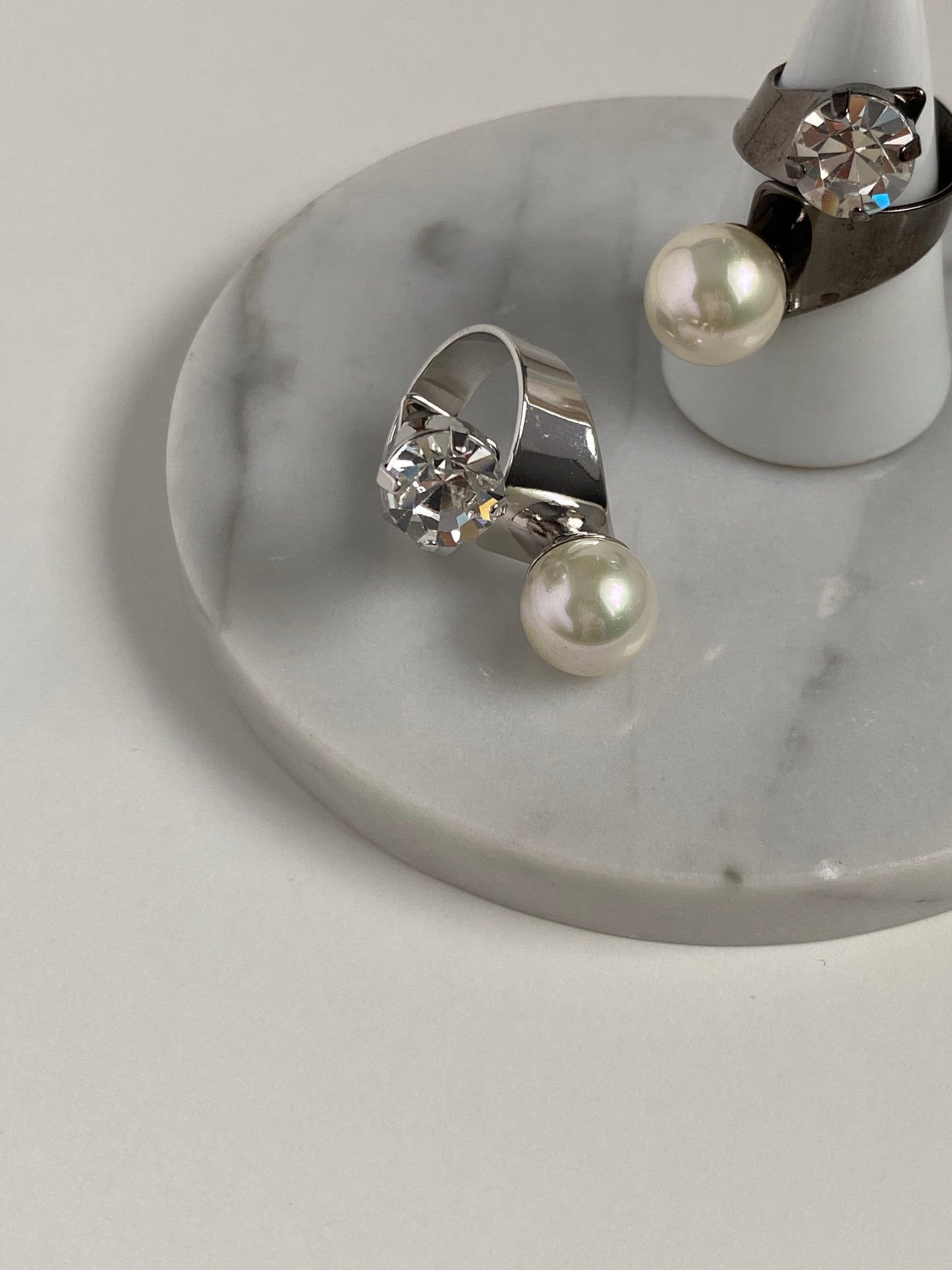 Boba Pearl Diamante Ring - Silver