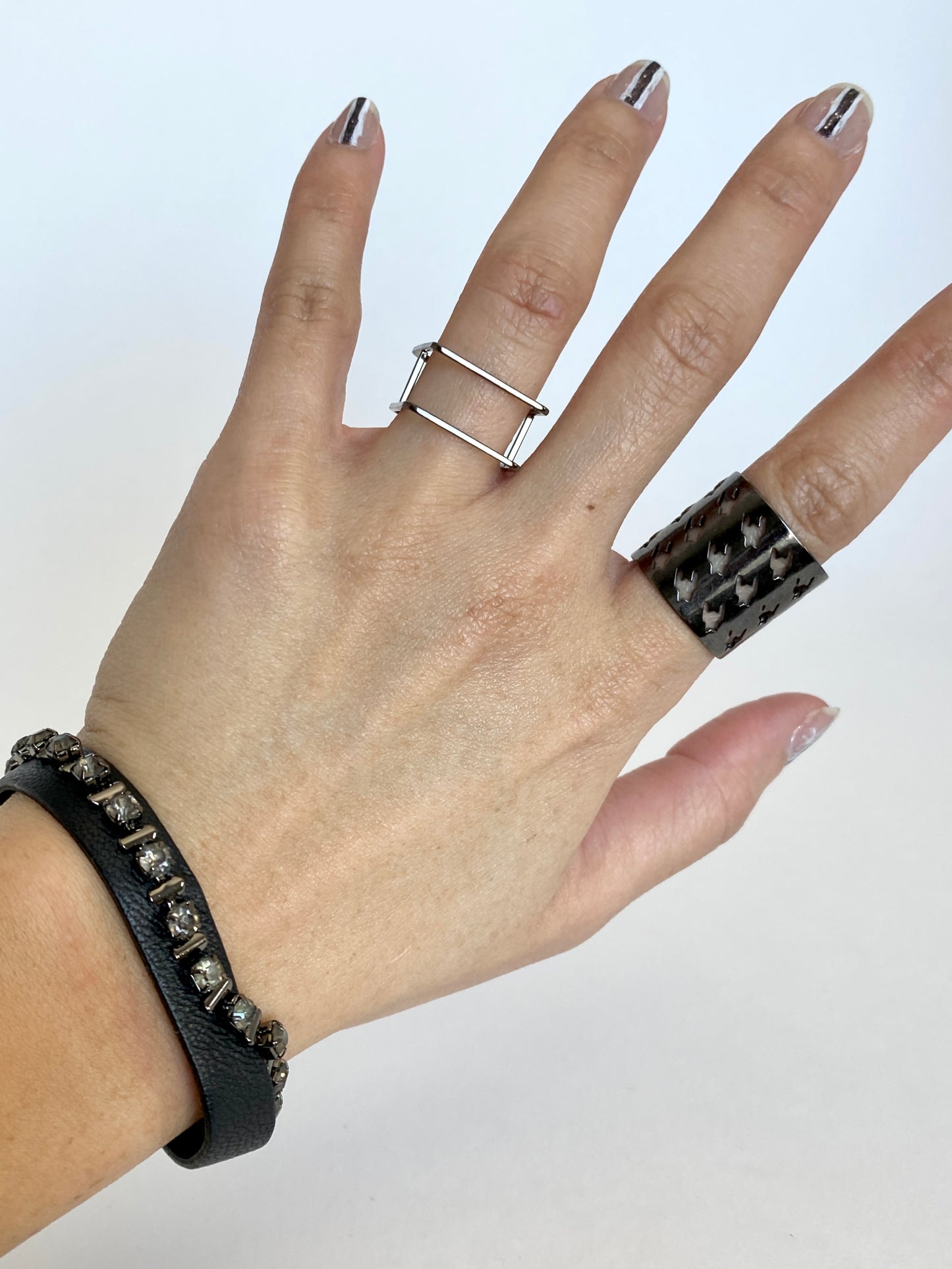 Houndstooth Adjustable Cuff Ring - Black