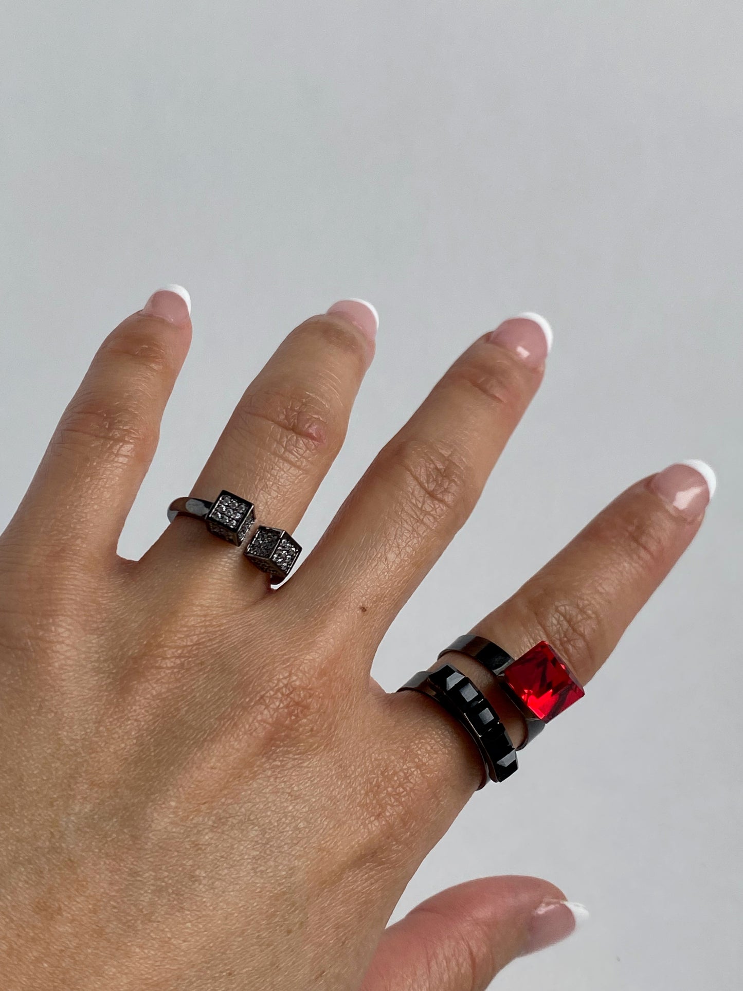 Sparkle cube ring - Black