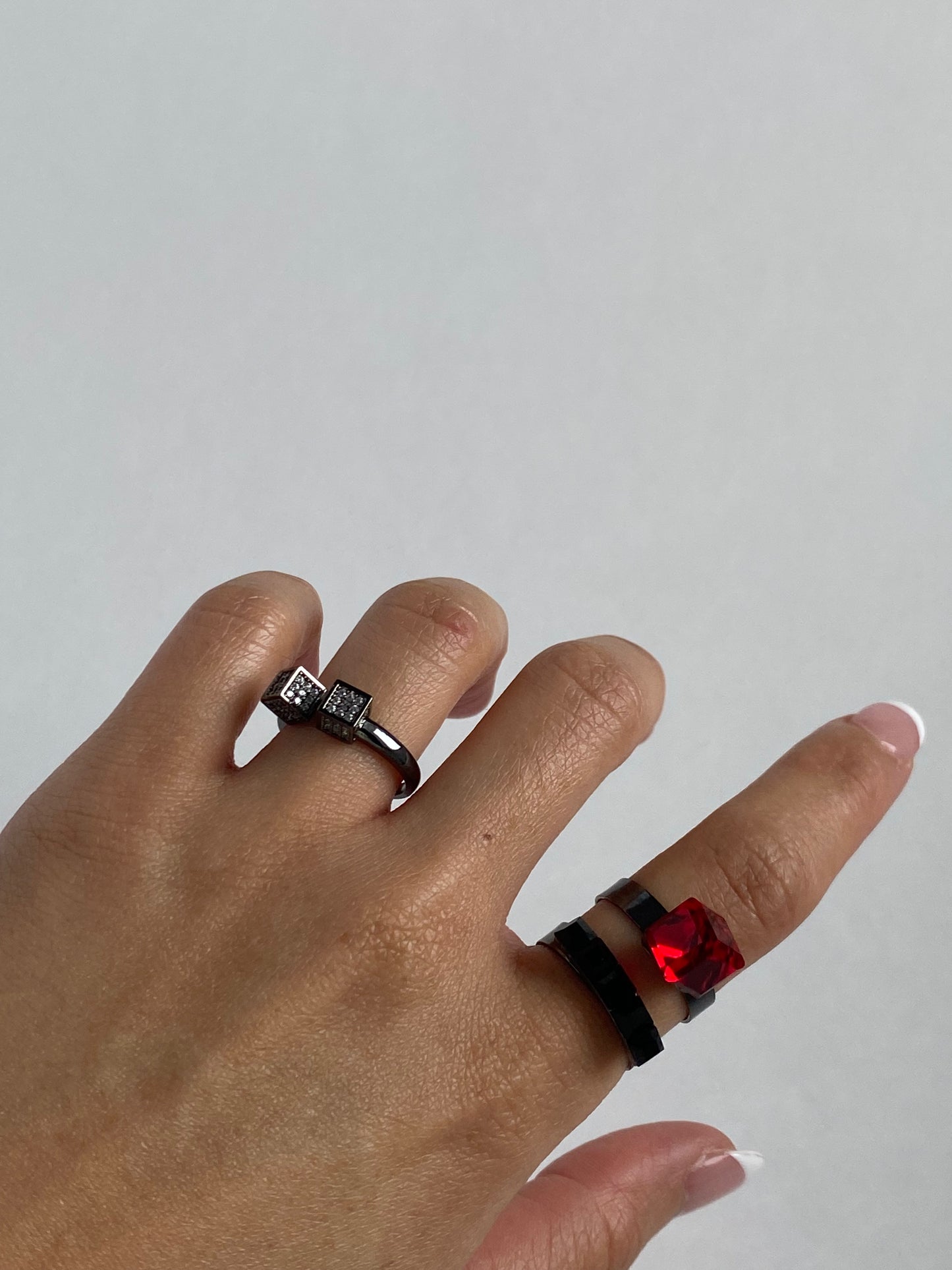 Sparkle cube ring - Black