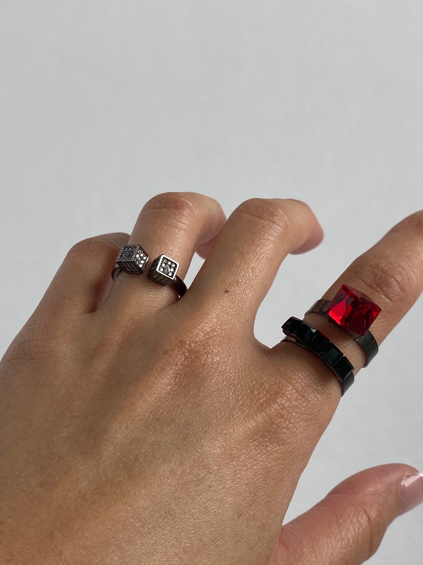 Sparkle cube ring - Black