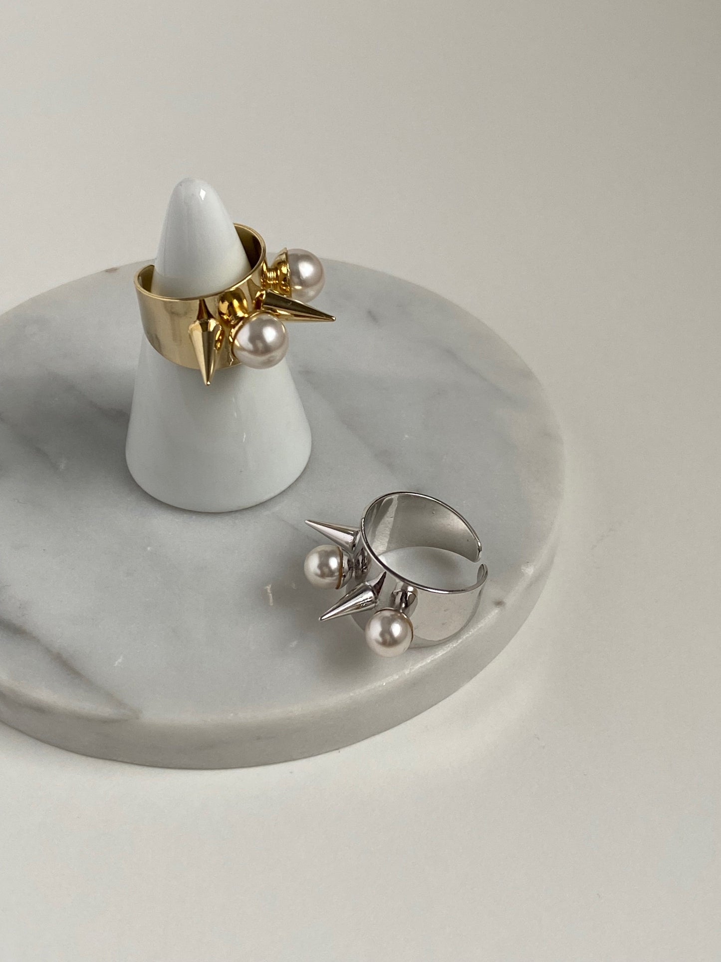 Spike Pearl Ring - Gold