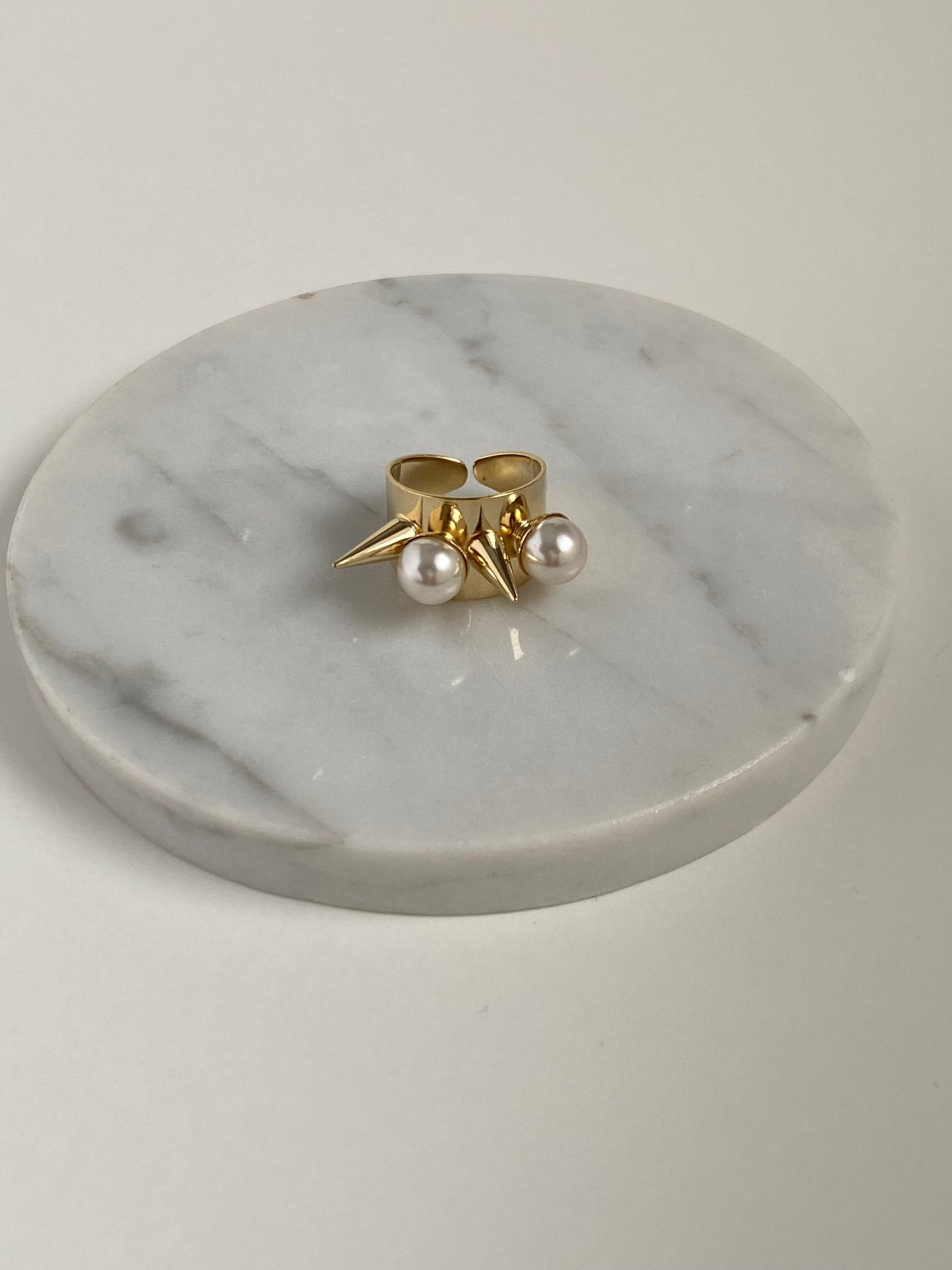 Spike Pearl Ring - Gold