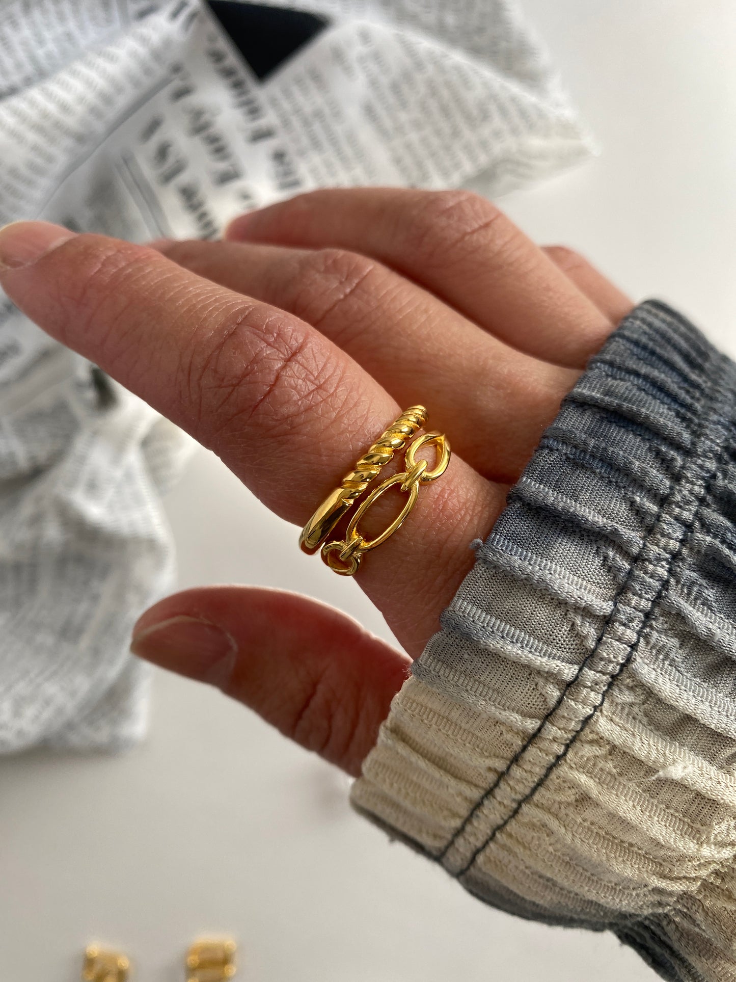 Twisted Band Adjustable 18k Ring